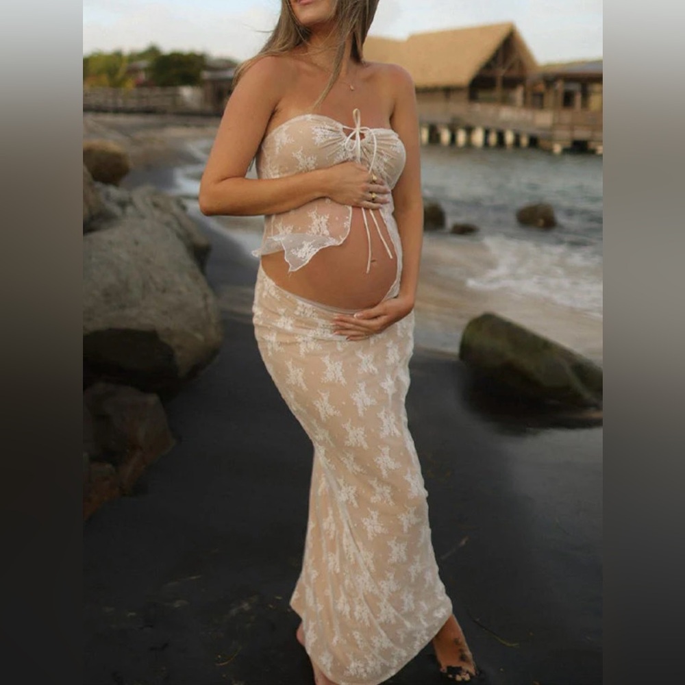 Momyknows 2 piece lace tube tie ruffle set for maternity photos or baby shower